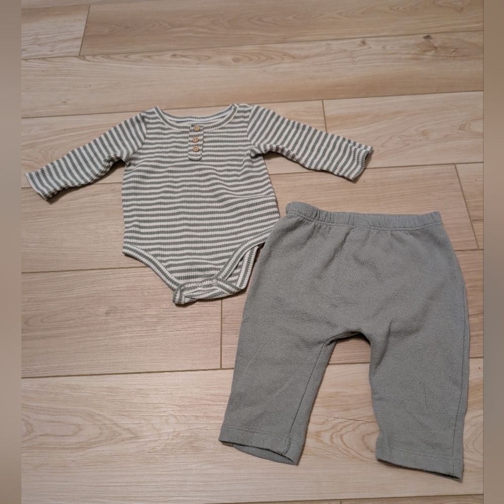 Striped Baby Onesie and Pants Set By Grayson Collective